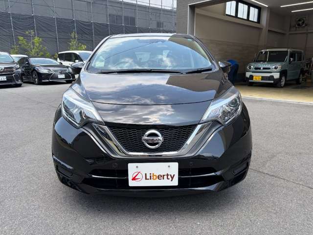 日産 ノート １．２ Ｘ ＤＩＧ－Ｓ H29年 (近畿) 99