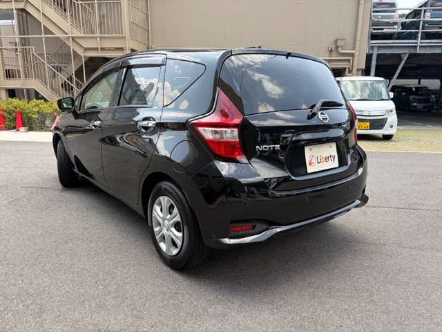 日産 ノート １．２ Ｘ ＤＩＧ－Ｓ H29年 (近畿) 99