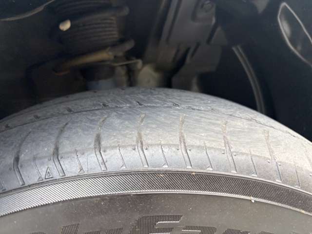 日産 ノート １．２ Ｘ ＤＩＧ－Ｓ H29年 (近畿) 99