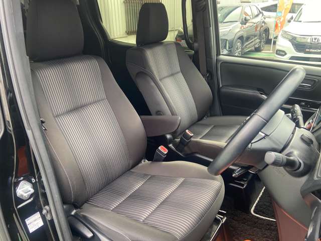 トヨタ ヴォクシー ２．０ ＺＳ 煌ＩＩ R2年 (近畿) 99