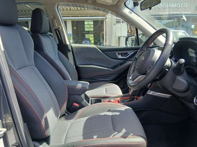 スバル フォレスター ２．５ エックスブレイク ４ＷＤ R2年 (中国) 99