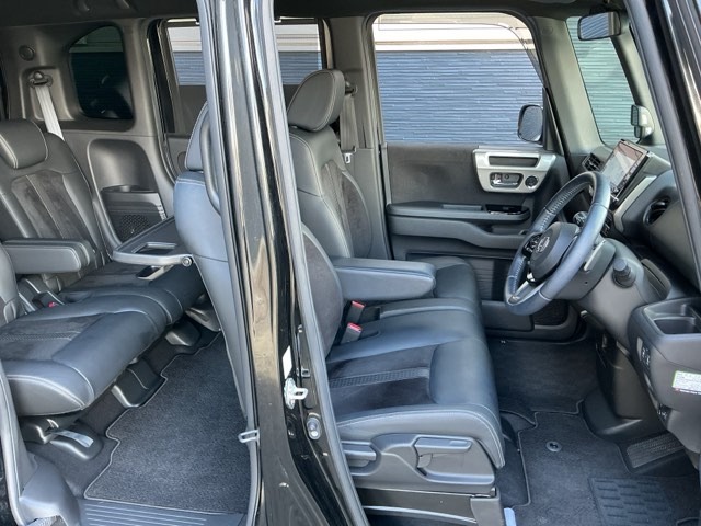 ホンダ Ｎ　ＢＯＸ カスタム ６６０ Ｌ ターボ スタイルプラス ブラック R4年 (近畿) 99