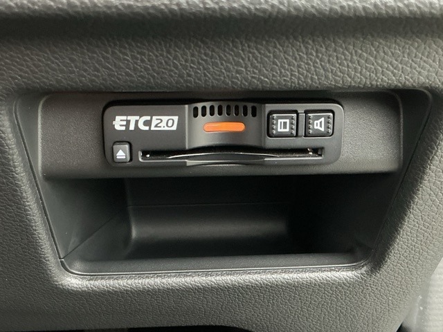 ホンダ ＣＲ－Ｖ ２．０ Ｅ：ＨＥＶ ＥＸ ブラック エディション R4年 (近畿) 99