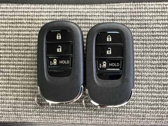 ホンダ Ｎ　ＢＯＸ ６６０ ファッションスタイル ２トーン R7年 (近畿) 99