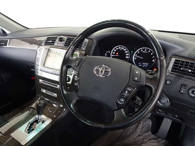 トヨタ クラウンマジェスタ ４．３ Ｃタイプ Ｉ－ＦＯＵＲ ４ＷＤ H17年 (関東) 99