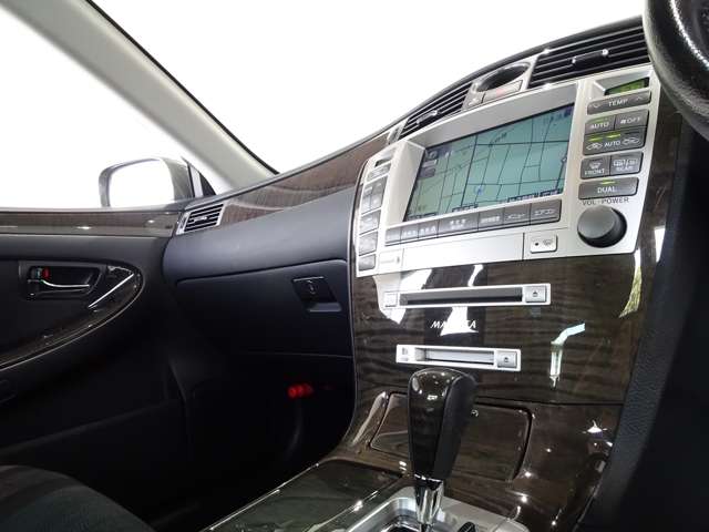トヨタ クラウンマジェスタ ４．３ Ｃタイプ Ｉ－ＦＯＵＲ ４ＷＤ H17年 (関東) 99
