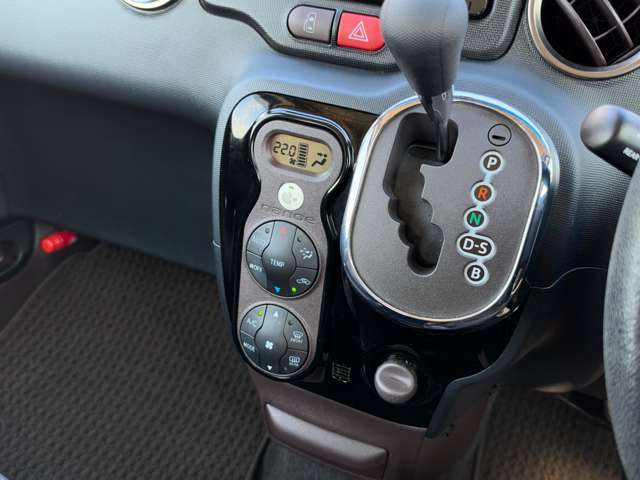 トヨタ スペイド １．５ Ｆ H26年 (関東) 99