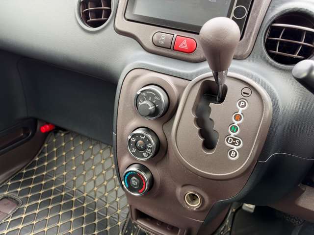 トヨタ スペイド １．５ Ｙ H25年 (関東) 99