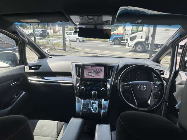 トヨタ ヴェルファイア ２．５ Ｚ ゴールデンアイズ R3年 (関東) 99