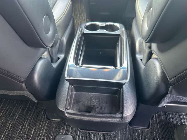 トヨタ アルファード ２．５ Ｓ タイプゴールド ４ＷＤ R2年 (関東) 99