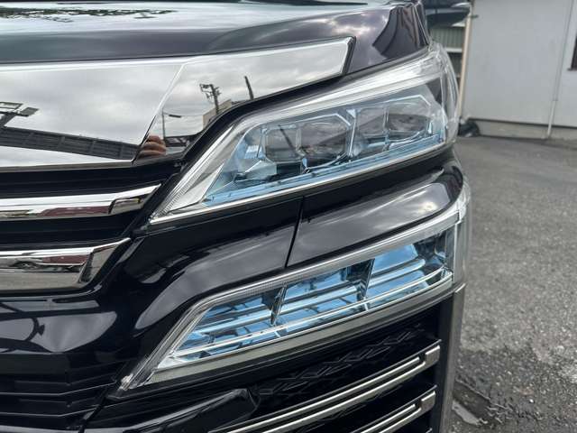 トヨタ ヴェルファイア　ハイブリッド ハイブリッド ２．５ Ｚ Ｅ－ＦＯＵＲ ４ＷＤ H30年 (関東) 99