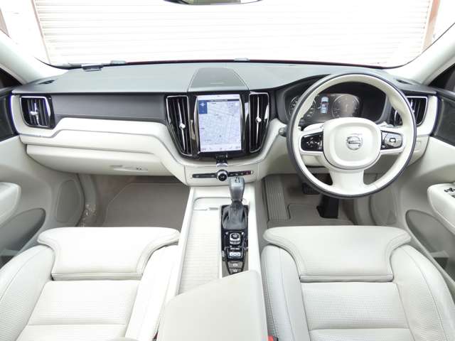 ボルボ ＸＣ６０ Ｄ４ ＡＷＤ インスクリプション ディーゼルターボ ４ＷＤ H30年 (関東) 99