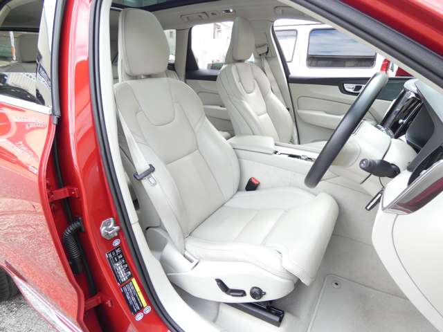 ボルボ ＸＣ６０ Ｄ４ ＡＷＤ インスクリプション ディーゼルターボ ４ＷＤ H30年 (関東) 99
