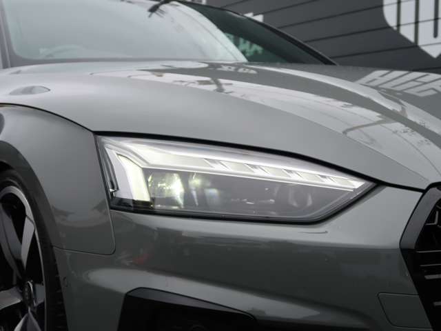 アウディ Ａ５　スポーツバック ４５ ＴＦＳＩ クワトロ Ｓライン ４ＷＤ R4年 (関東) 99
