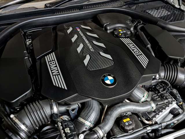 ＢＭＷ ８シリーズ Ｍ８５０Ｉ Ｘドライブ ４ＷＤ R1年 (関東) 99