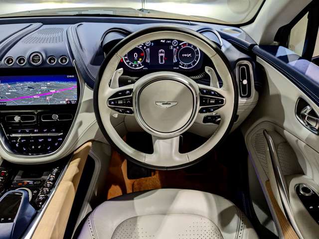 アストンマーティン ＤＢＸ ４．０ ４ＷＤ R3年 (関東) 99