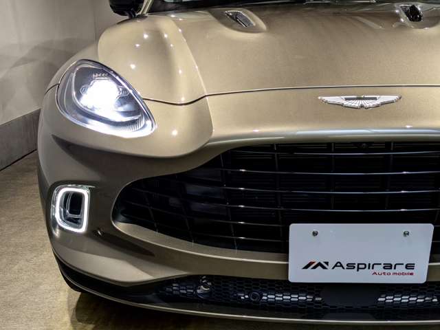 アストンマーティン ＤＢＸ ４．０ ４ＷＤ R3年 (関東) 99