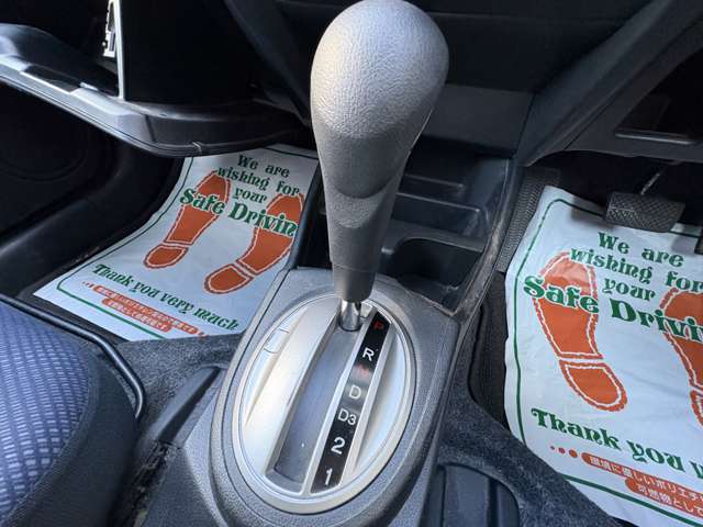 ホンダ フィット １．３ Ｇ ４ＷＤ H24年 () 99