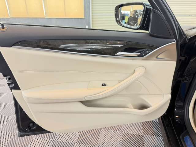 ＢＭＷ ５シリーズ ５２３Ｉ Ｍスポーツ H29年 (関東) 99