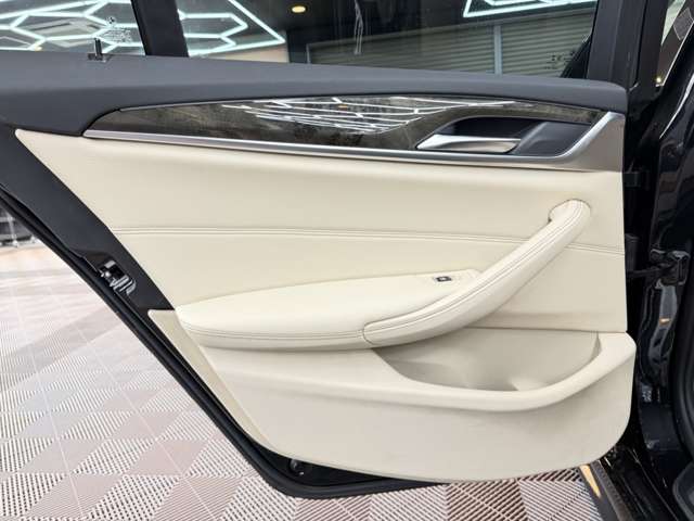 ＢＭＷ ５シリーズ ５２３Ｉ Ｍスポーツ H29年 (関東) 99