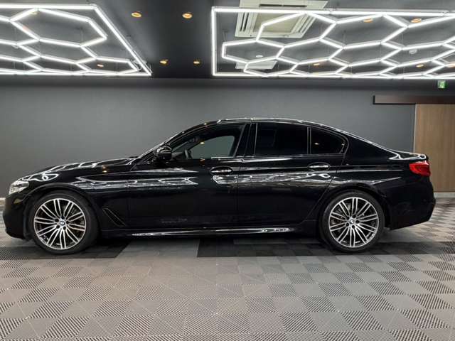 ＢＭＷ ５シリーズ ５２３Ｄ Ｍスポーツ ディーゼルターボ H29年 (関東) 99