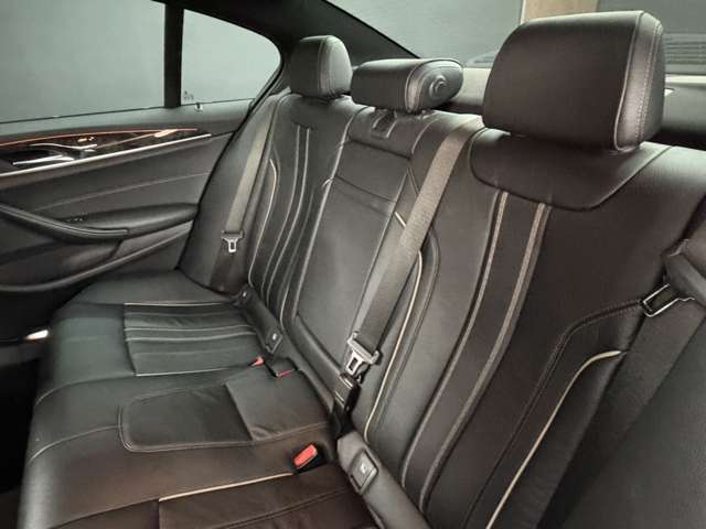 ＢＭＷ ５シリーズ ５２３Ｄ Ｍスポーツ ディーゼルターボ H29年 (関東) 99