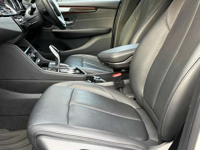 ＢＭＷ ２シリーズグランツアラー ２１８Ｄ ラグジュアリー ディーゼルターボ R3年 (関東) 99