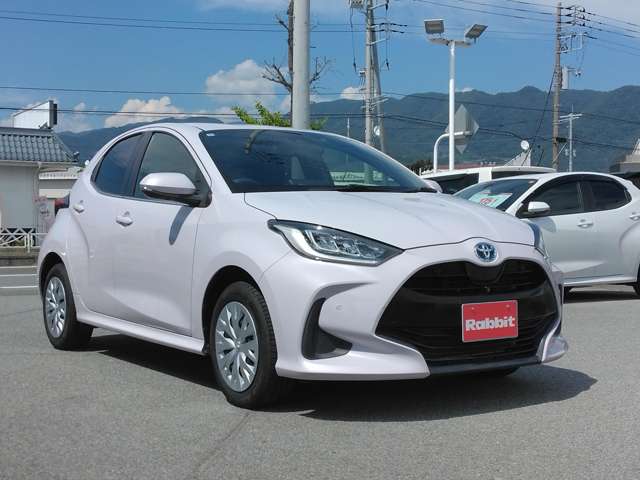 トヨタ ヤリス １．５ ハイブリッド Ｚ Ｅ－ＦＯＵＲ ４ＷＤ R2年 (甲信越・北陸) 99