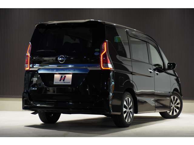 日産 セレナ ２．０ ハイウェイスター ＶセレクションＩＩ R1年 (東北) 99