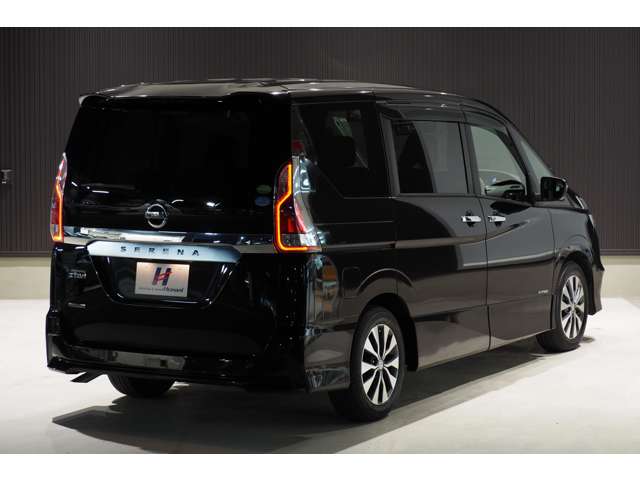日産 セレナ ２．０ ハイウェイスター ＶセレクションＩＩ R1年 (東北) 99