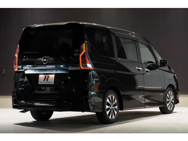 日産 セレナ ２．０ ハイウェイスター ＶセレクションＩＩ R1年 (東北) 99