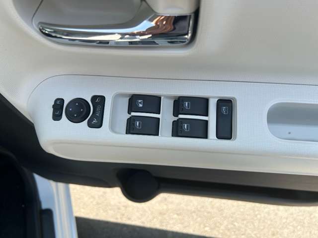 ダイハツ ムーヴ　キャンバス ６６０ ストライプス Ｇ R8年 (近畿) 99