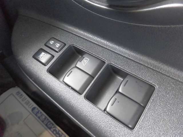 日産 マーチ １．２ ＮＩＳＭＯ R1年 (東海) 99