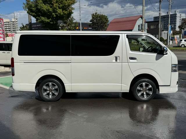 トヨタ ハイエースバン ３．０ スーパーＧＬ ダークプライム ロングボディ ディーゼルターボ ４ＷＤ H27年 (北海道) 99