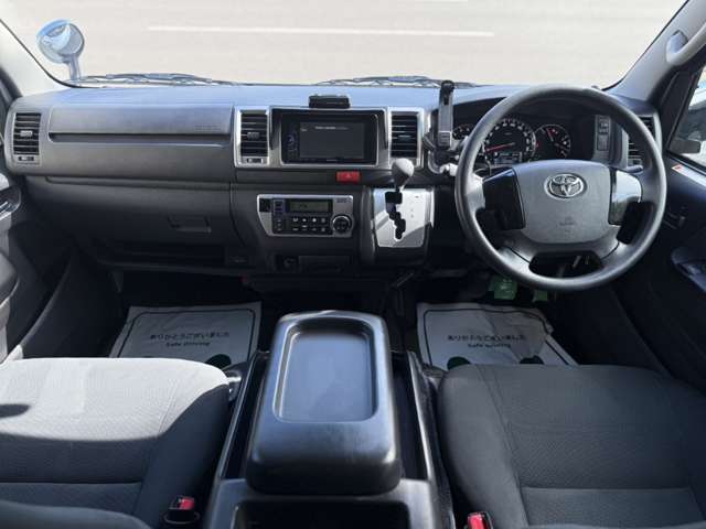 トヨタ ハイエースバン ３．０ スーパーＧＬ ロング ディーゼルターボ ４ＷＤ H26年 (北海道) 99