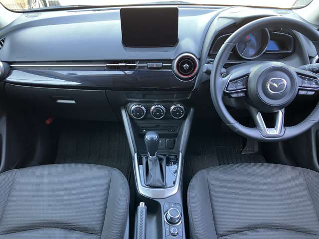 マツダ ＭＡＺＤＡ２ １．５ ＸＤ ブラックトーンエディション ディーゼルターボ R3年 (九州・沖縄) 99
