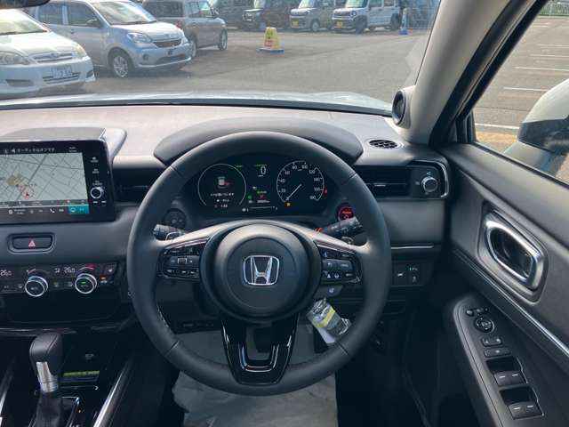 ホンダ ヴェゼル １．５ Ｅ：ＨＥＶ Ｚ R8年 (関東) 99