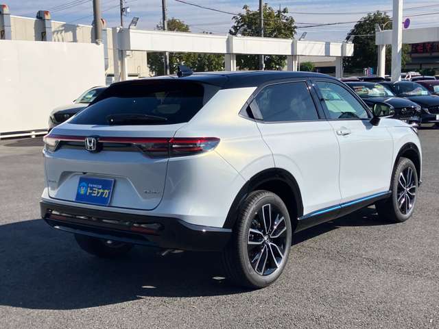 ホンダ ヴェゼル １．５ Ｅ：ＨＥＶ Ｚ プレイパッケージ R8年 (関東) 99