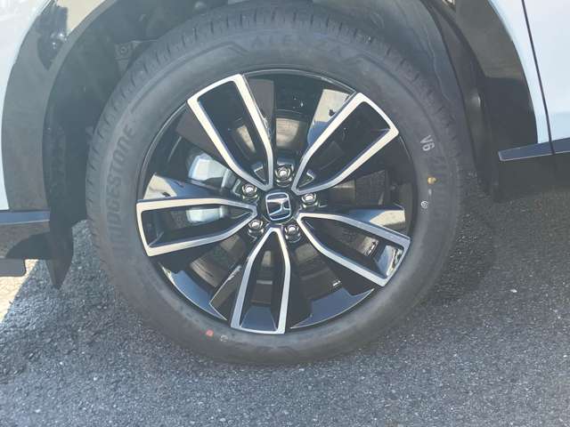 ホンダ ヴェゼル １．５ Ｅ：ＨＥＶ Ｚ プレイパッケージ R8年 (関東) 99