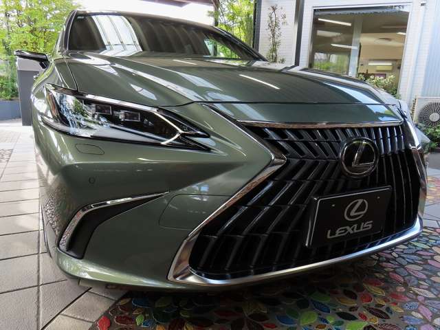 レクサス ＥＳ３００ｈ バージョンＬ R7年 (関東) 99
