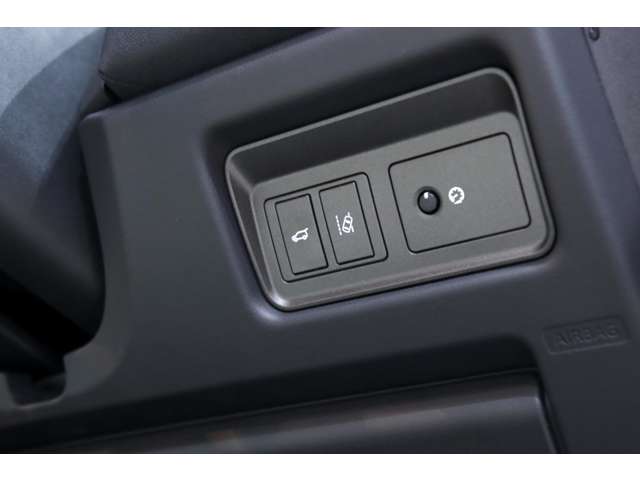 ランドローバー レンジローバーイヴォーク ＨＳＥ ２．０Ｌ Ｄ１８０ ディーゼルターボ ４ＷＤ H30年 (関東) 99