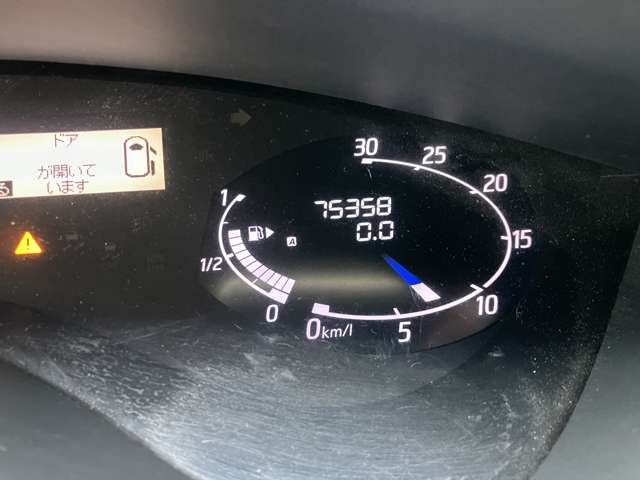 日産 セレナ ２．０ ハイウェイスター Ｓ－ＨＹＢＲＩＤ H26年 (関東) 99
