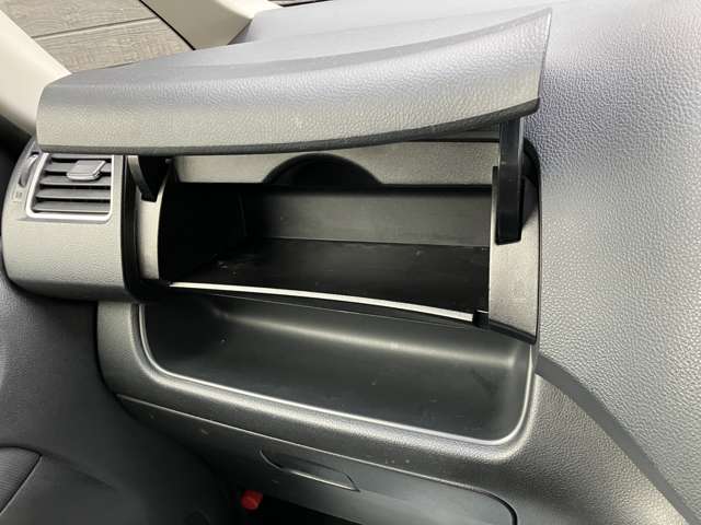 日産 セレナ ２．０ ハイウェイスター Ｓ－ＨＹＢＲＩＤ H26年 (関東) 99