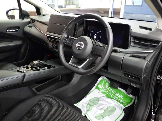 日産 ノート １．２ Ｘ ＦＯＵＲ ４ＷＤ R7年 (東北) 99