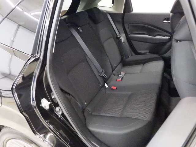 日産 ノート １．２ Ｘ ＦＯＵＲ ４ＷＤ R7年 (東北) 99