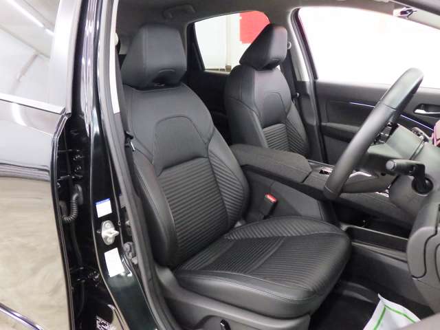 日産 ノートオーラ １．２ Ｇ ＦＯＵＲ レザーエディション ４ＷＤ R7年 (東北) 99