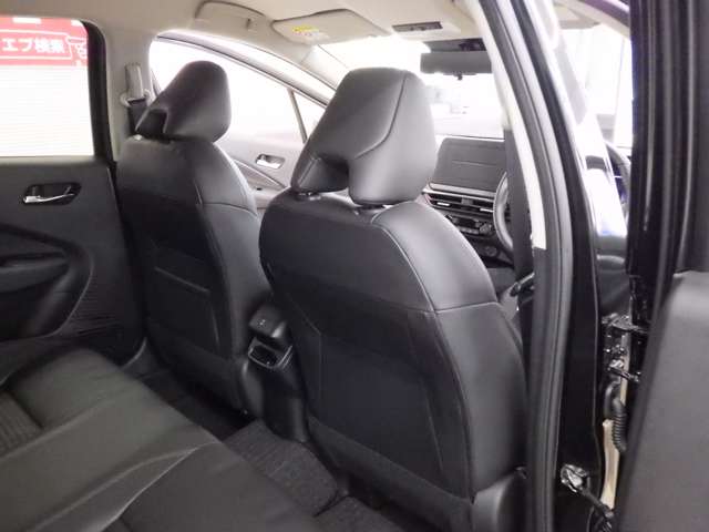 日産 ノートオーラ １．２ Ｇ ＦＯＵＲ レザーエディション ４ＷＤ R7年 (東北) 99
