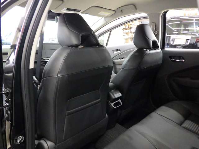 日産 ノートオーラ １．２ Ｇ ＦＯＵＲ レザーエディション ４ＷＤ R7年 (東北) 99