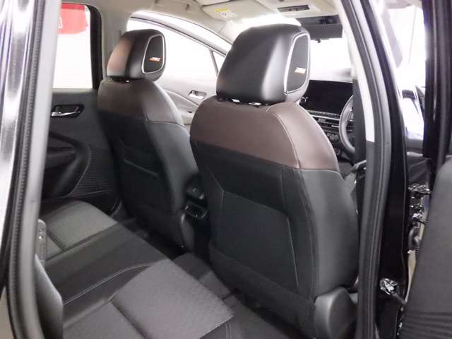 日産 ノートオーラ １．２ Ｇ ＦＯＵＲ ４ＷＤ R7年 (東北) 99