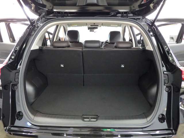 日産 ノートオーラ １．２ Ｇ ＦＯＵＲ ４ＷＤ R7年 (東北) 99